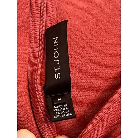 St. John Womens M Wool rayon blend Top Knit.       P - Picture 6 of 9